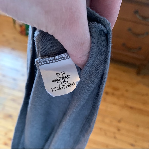 The North Face Baseball Tee - Picture 4 of 6